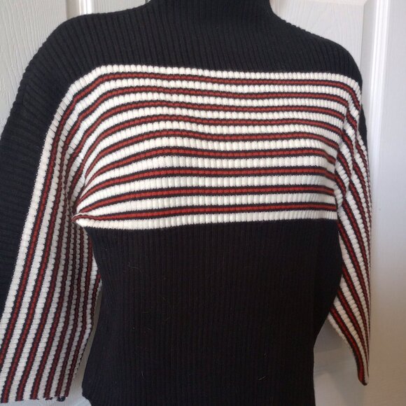 Red, White and Blue Striped Urban Outfitters Sweater (M) - Perfect Condition - Picture 3 of 4